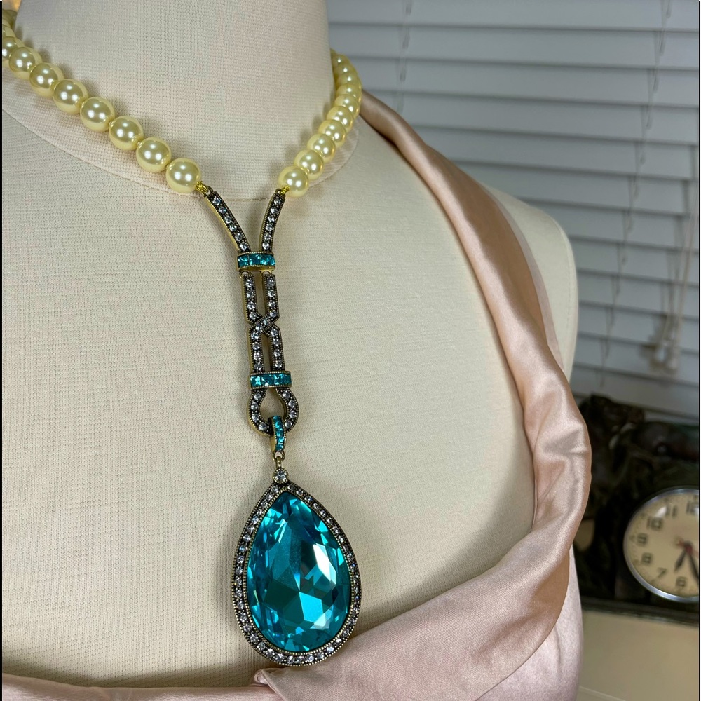 NWT/NIB Swarovski Crystal Pendant with Pearls Necklace Bridal Statement - Picture 9 of 10